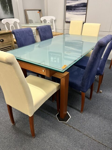 Calligaris Table with 8 Chairs