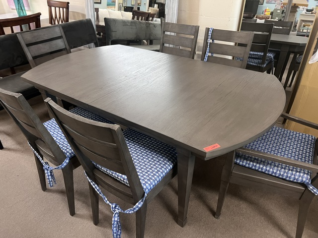 Table with 6 Chairs