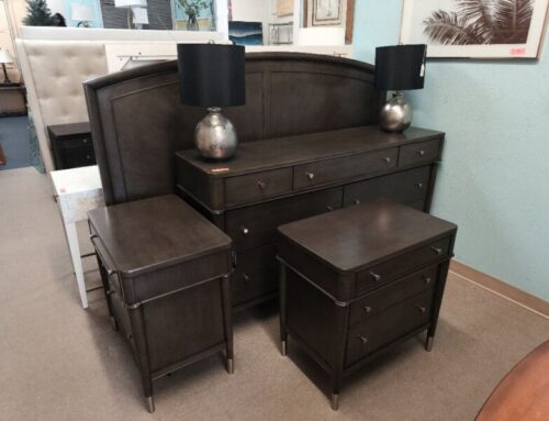 King Size Broyhill Bedroom Set 2,299.95 @BR