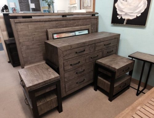 King Bedroom Set 1,999.95 @BR