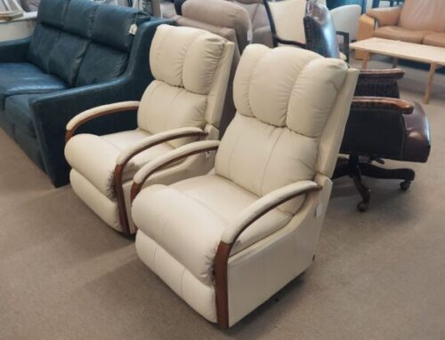 La-Z-Boy Recliners 499.95 Each @BR