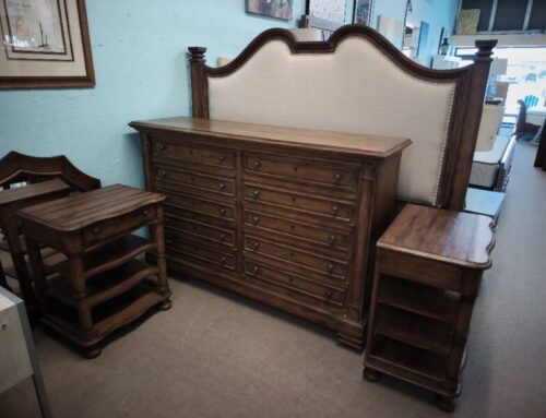 Stanley King Bedroom Set 2,599.95 @BR