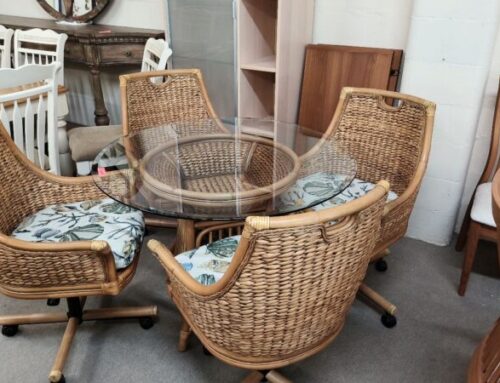 Table 4 Chairs on Casters 1,299.95 @BR