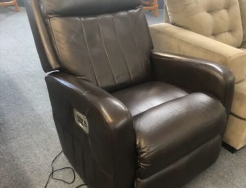 La-Z-Boy Rocker/Power Recliner 999.95 @ CR