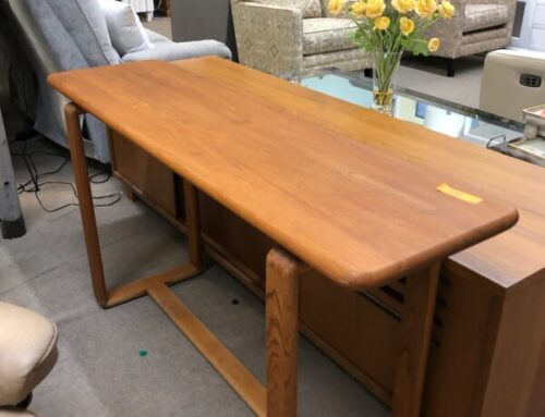 Sofa Table 499.95 @ BR