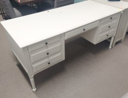 White Desk 899.95 @BR